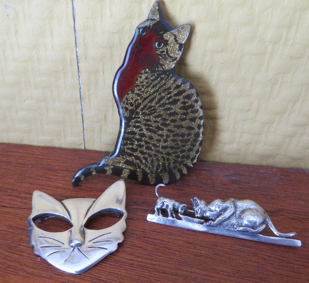 3 x kat broche, 2 x zilver, 4 tot 7 cm, Gebruikt, Ophalen of Verzenden, Zilver