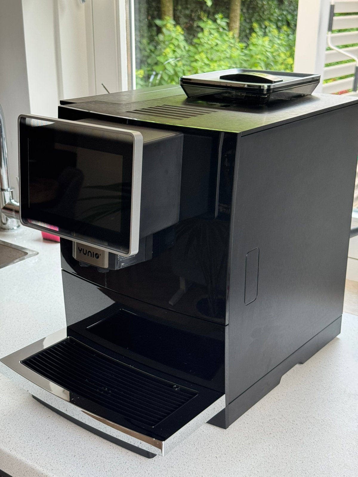 Zakelijk koffiezetapparaat, Ophalen, Afneembaar waterreservoir, 10 kopjes of meer, Koffiebonen