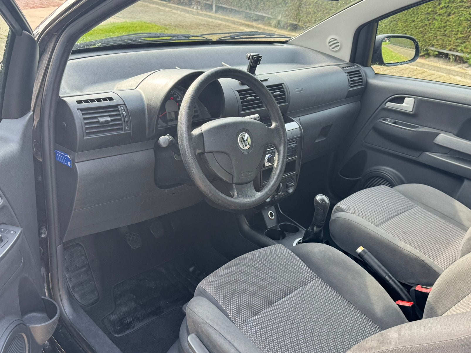 Foto 10 van Nette Volkswagen Fox 1.4 2007 Zwart Airco Nieuwe Apk