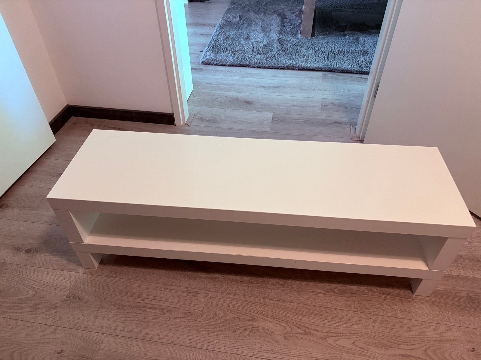 TV tafel wit in goede conditie., Ophalen, Zo goed als nieuw