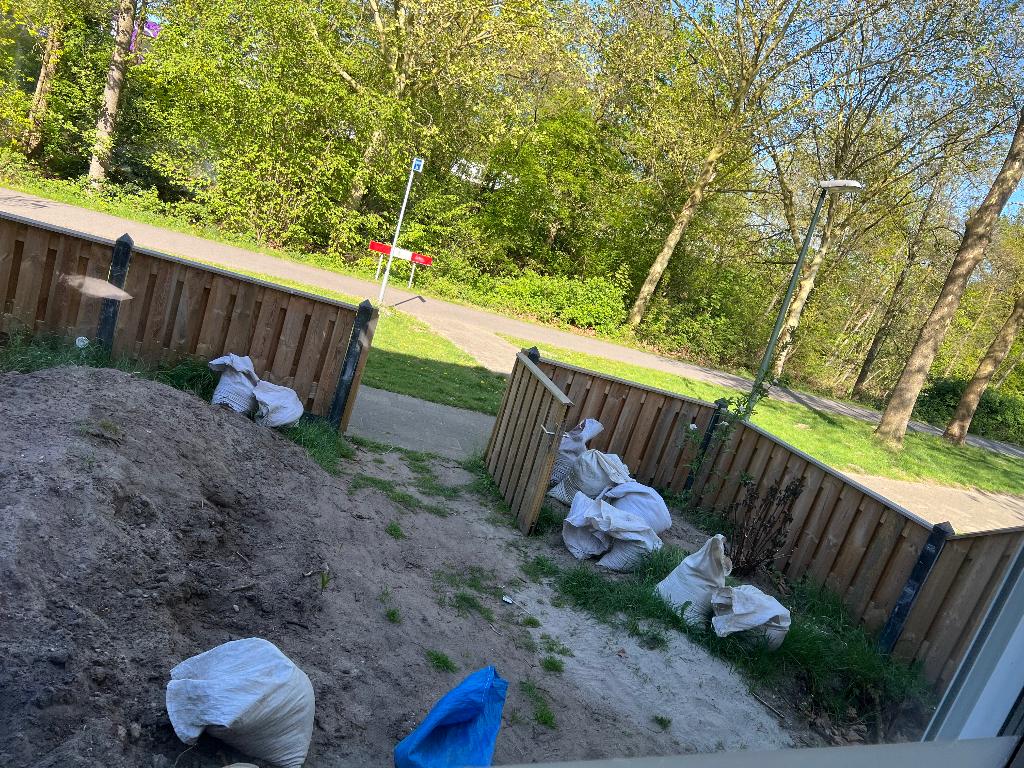 Tuin aarde in zakken (zie omschrijving), Ophalen, Tuinaarde