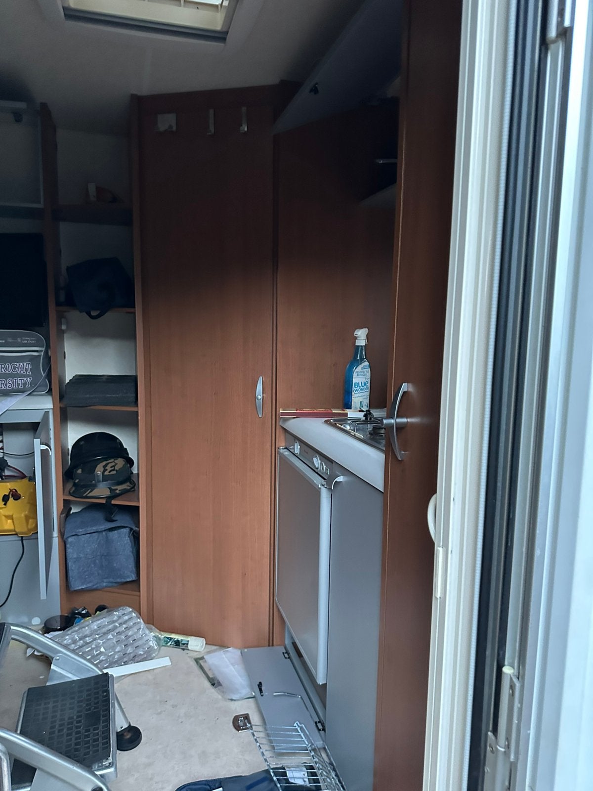 Knaus Deseo Transport 2012, Rondzit, Particulier, Knaus, Luifel