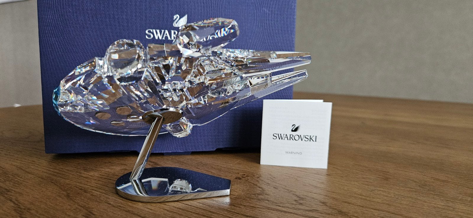 Swarovski Disney Star Wars Millenium Falcon, Verzamelen, Ophalen of Verzenden, Nieuw, Figuurtje