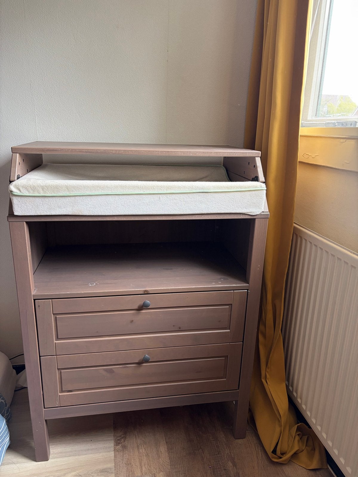 IKEA SUNDVIK baby commode, Kinderen en Baby's, Kinderkamer | Commodes en Kasten, Gebruikt, Commode, 90 tot 105 cm, 75 tot 100 cm