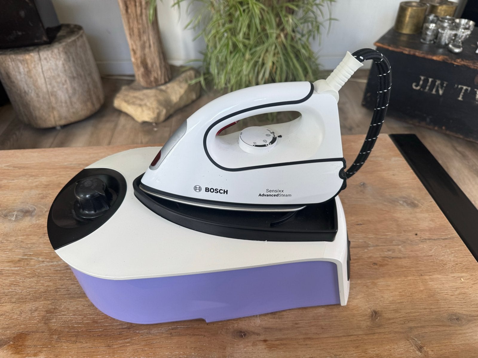 Bosch Sensixx B10L Stoomstation / Stoomgenerator 2400W, Witgoed en Apparatuur, Ophalen of Verzenden, Gebruikt, Strijkijzer met snoer