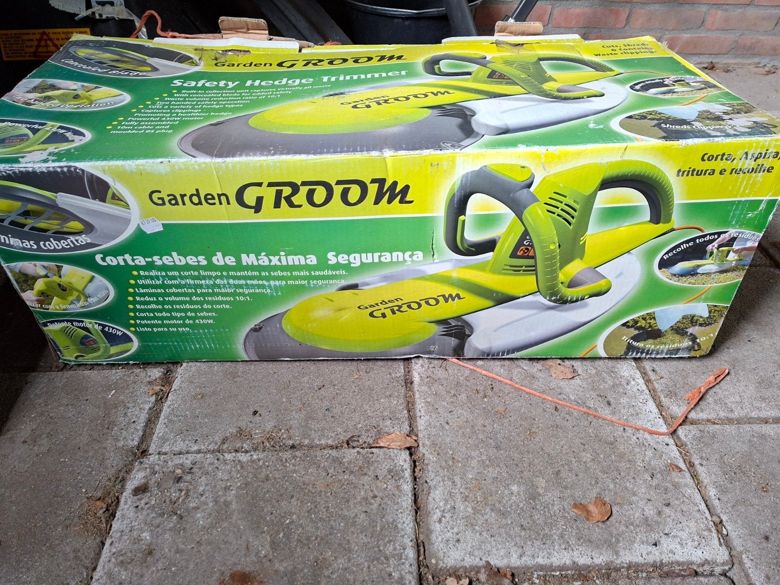 Garden Groom Safety Heggenschaar met Opvang - Buxus/Ilex, Ophalen, Gebruikt, Elektrisch, Garden Groom
