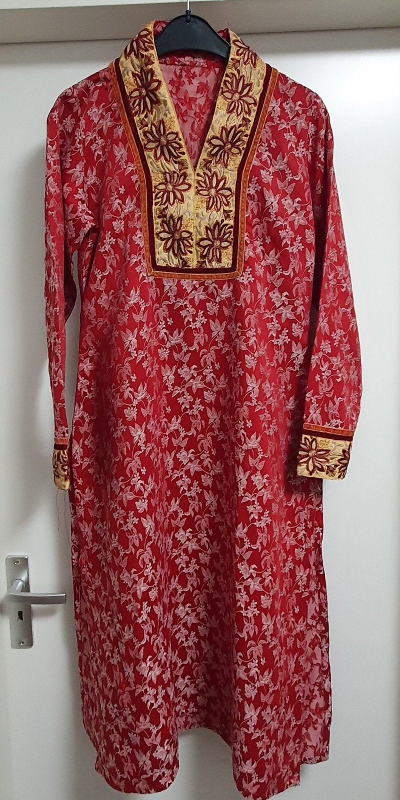 Rode tuniek/jurk met borduursel - Maat S, Maat 38/40 (M), Ophalen of Verzenden, Zo goed als nieuw, Boven de knie