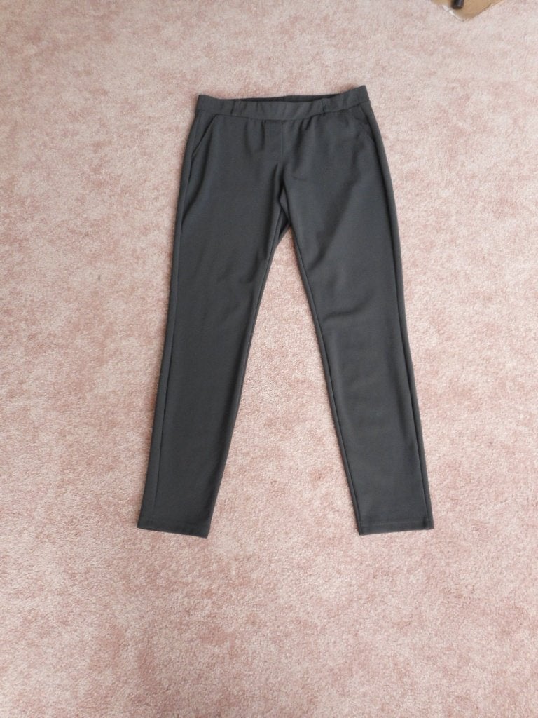 Studio Anneloes donkergrijze travelstof broek maat XL 42, Maroastraat 77 1060 LG Amsterdam, Studio Anneloes, Maat 42/44 (L), Ophalen of Verzenden