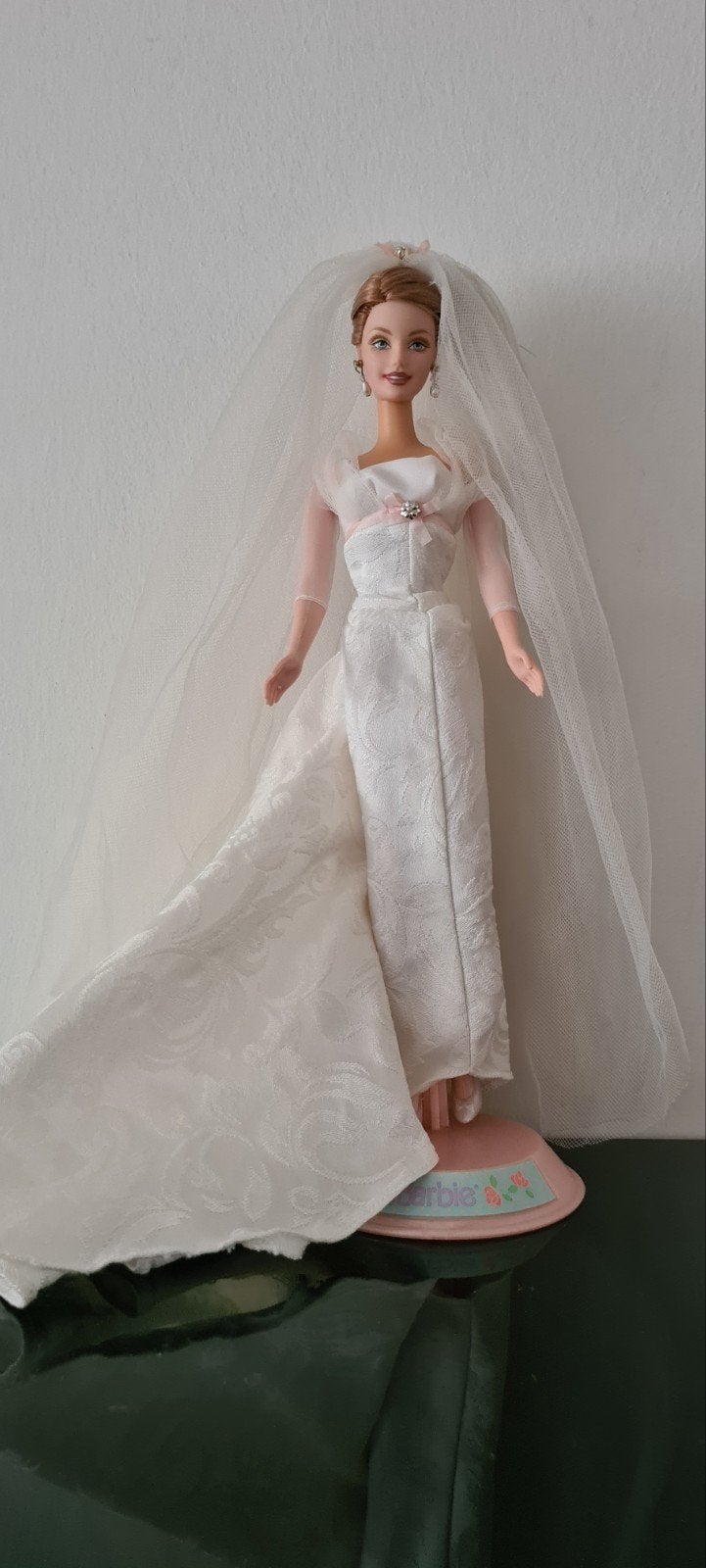 Barbie Bruidspop in Elegante Trouwjurk zonder standaard, Ophalen of Verzenden, Gebruikt, Barbie
