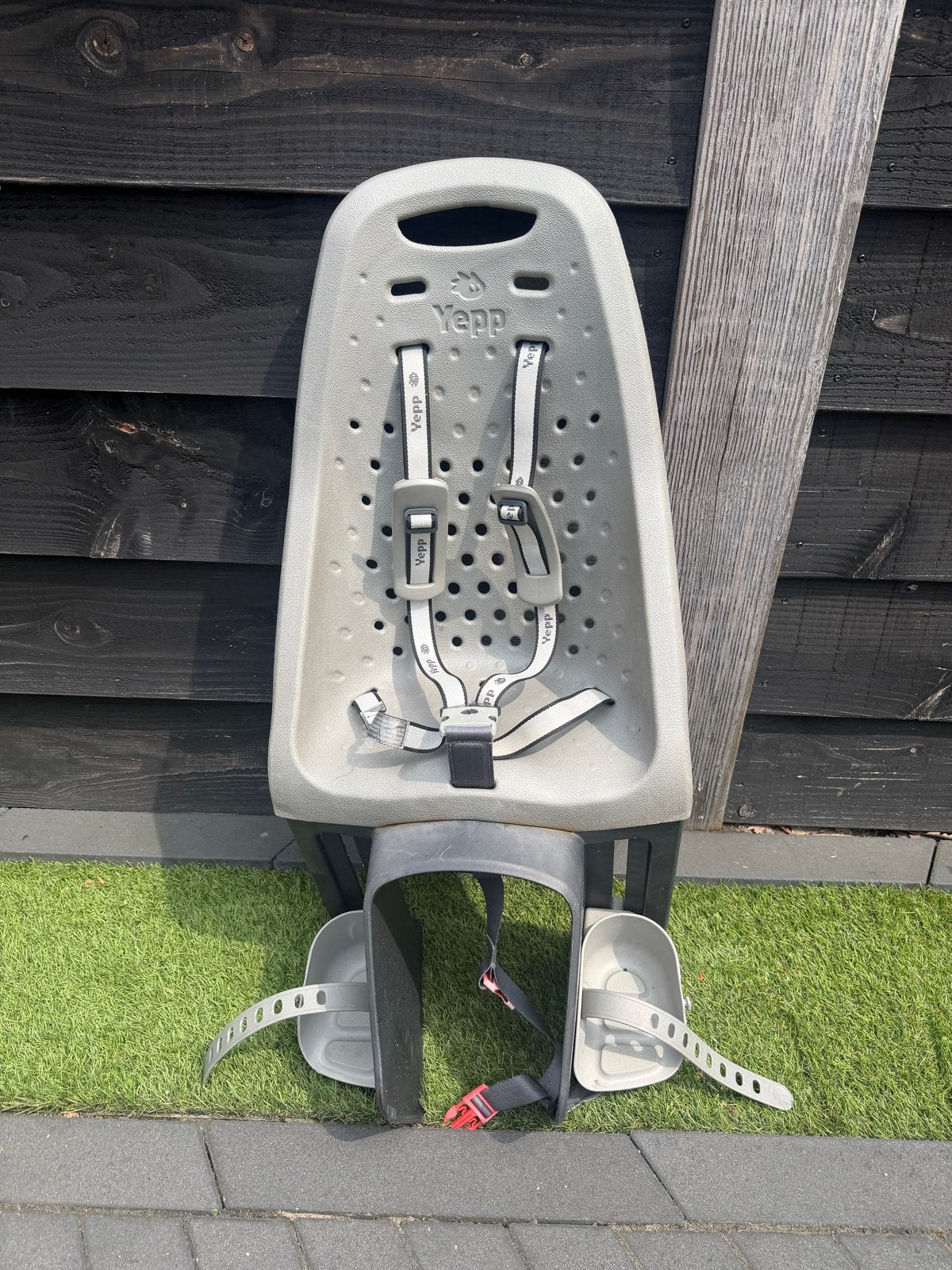 Yepp Fietsstoeltje Achter met Sleutel - Gebruikt, Ophalen, Achterzitje, 9 t/m 18 kg, Gebruikt