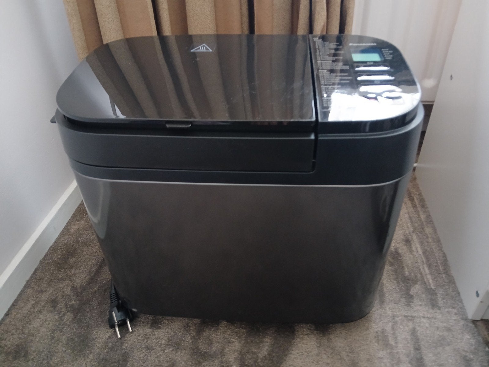 Als nieuw Panasonic broodbakmachine YD 2540 - bon erbij, Ophalen of Verzenden, Zo goed als nieuw