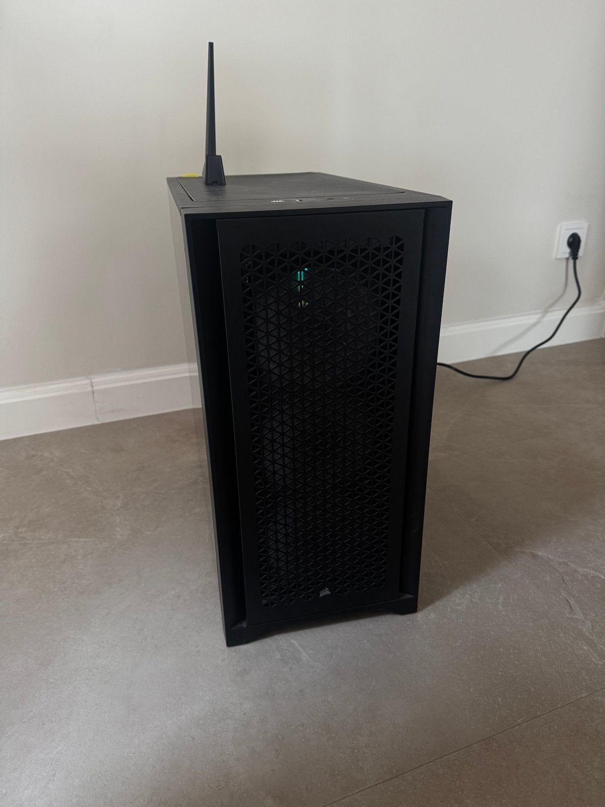 Zelfgebouwde gaming pc | i5-12400F | GTX 1080 TI, Computers en Software, Ophalen, Gebruikt, Gaming, SSD