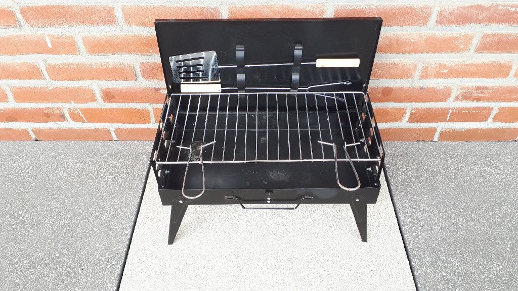 Kofferbarbecue BBQ voor houtskool, Ophalen, Zo goed als nieuw, Handy BBQ, Met accessoires