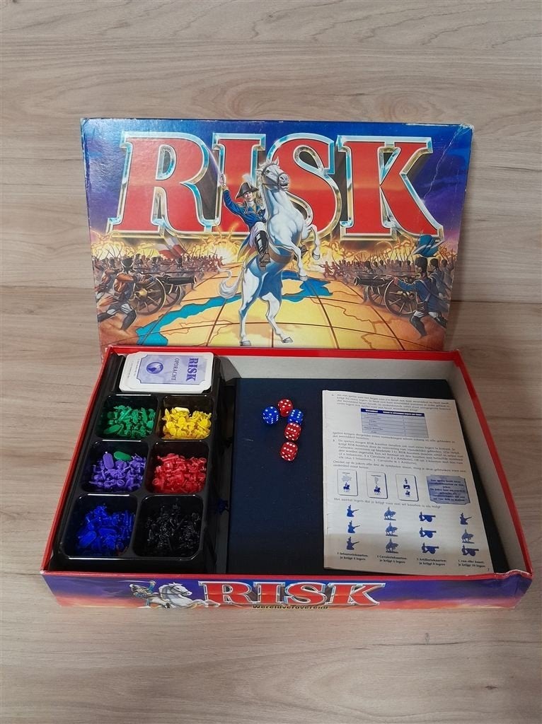 Risk Wereldverorend - s1316, Hobby en Vrije tijd, Gezelschapsspellen | Bordspellen, Verzenden, Zo goed als nieuw