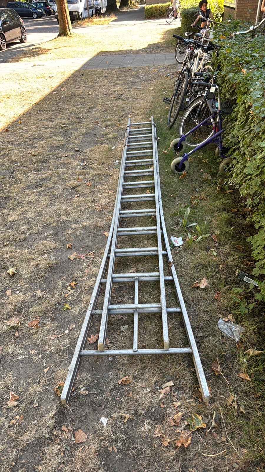 Aluminium ladder 28 treden zie foto,s, Ophalen of Verzenden, Zo goed als nieuw, 4 meter of meer