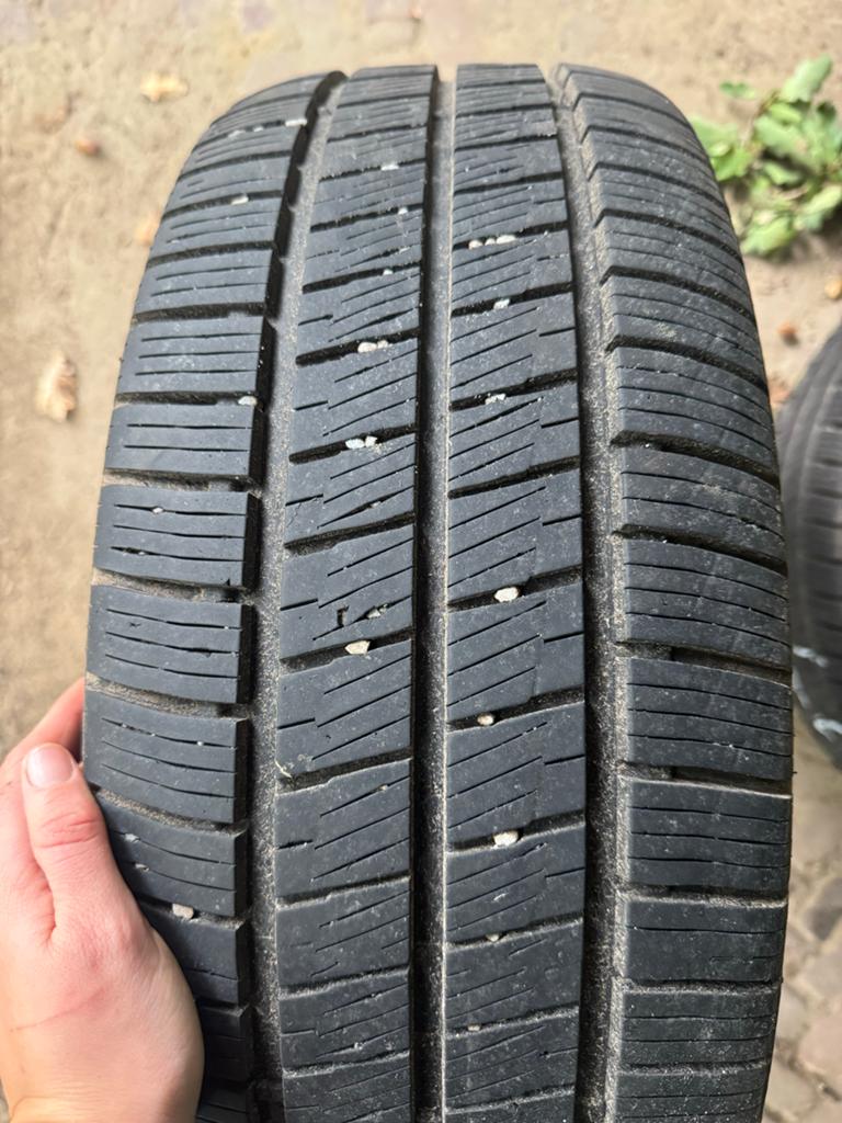 Hankook Vantra ST AS2 225/65R16C 3 banden& 1 pirelli 245/35, Ophalen, 16 inch, All Season, Band(en)