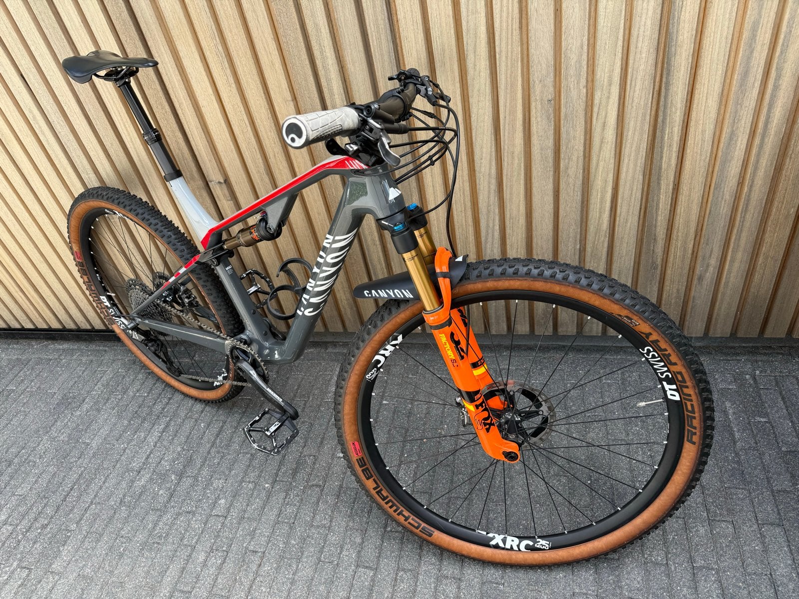 Canyon Lux CF SLX World Cup CFR Team Edition 2020, Zo goed als nieuw, Schijfrem, 53 tot 57 cm, Ophalen