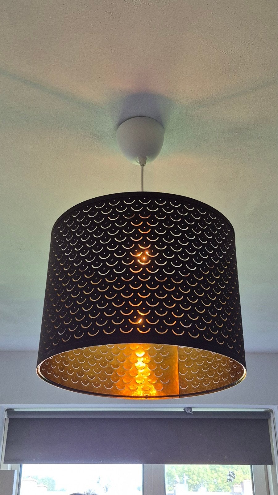 Hanglamp met goudkleurige binnenkant en patroon, Ophalen, Modern, Sfeervol, E27 (groot), Zo goed als nieuw