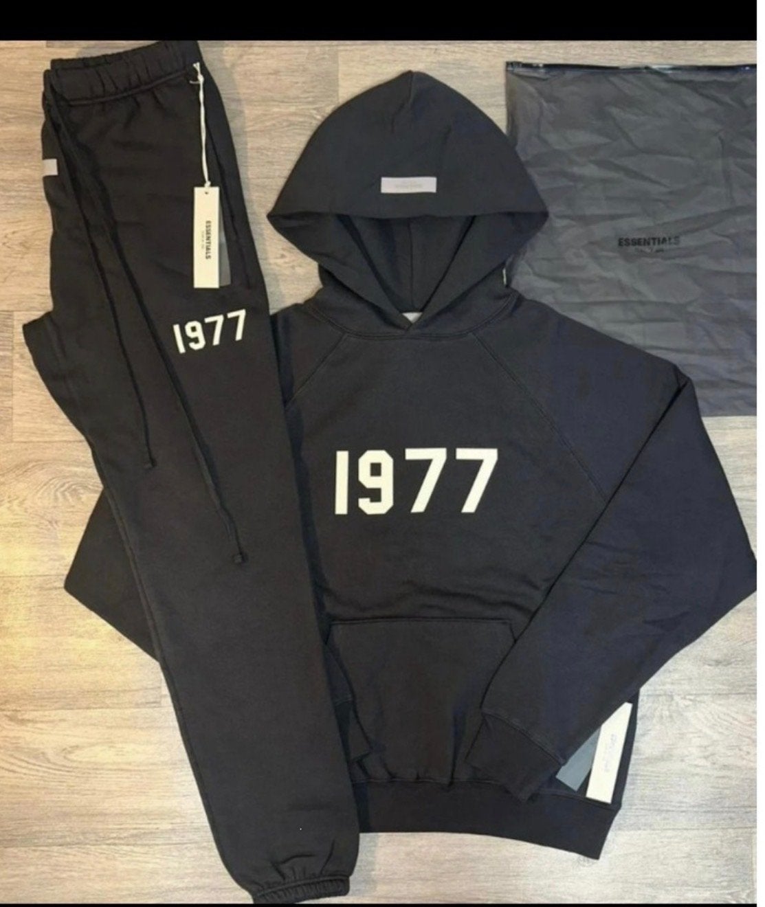 Essentials Fear of God 1977 Trainingspak Zwart/Grijs, Verzenden, Nieuw, Maat 36 (S)