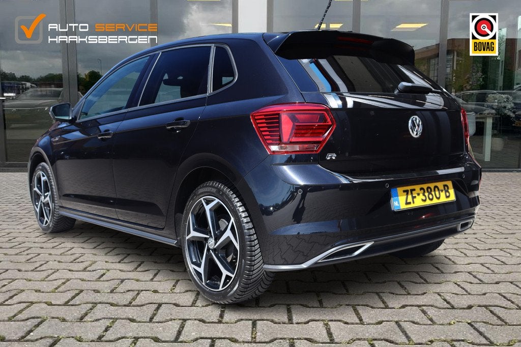 Volkswagen Polo 1.0 TSI R-Line | Matrix | Virtual Cockpit |, Voorwielaandrijving, 1045 kg, Alcantara, Zwart