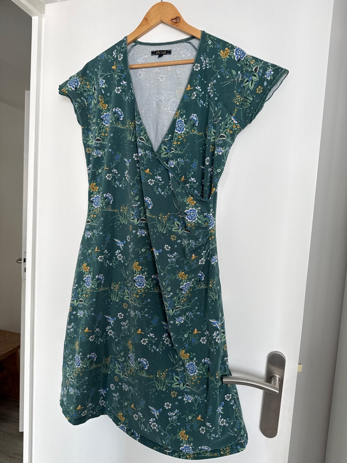 King Louie Wikkeljurk met bloemenprint - Maat XL, Kleding | Dames, Jurken, Maat 46/48 (XL) of groter, Ophalen of Verzenden, Zo goed als nieuw