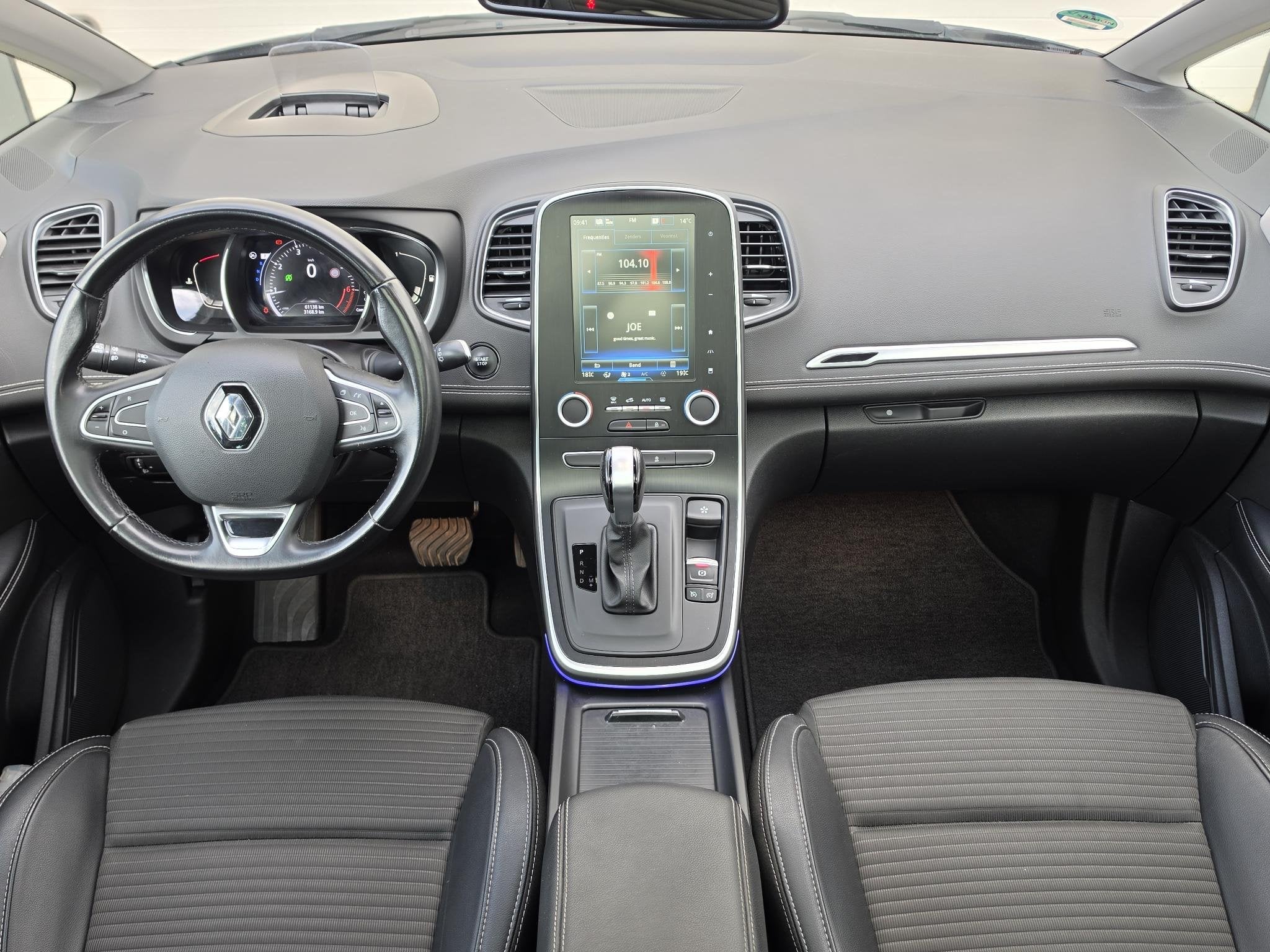 Renault Scénic 1.3 TCe Intens / Trekhaak / Panoramadak / De, Auto's, Dealer onderhouden, Gebruikt, Euro 6, 4 cilinders