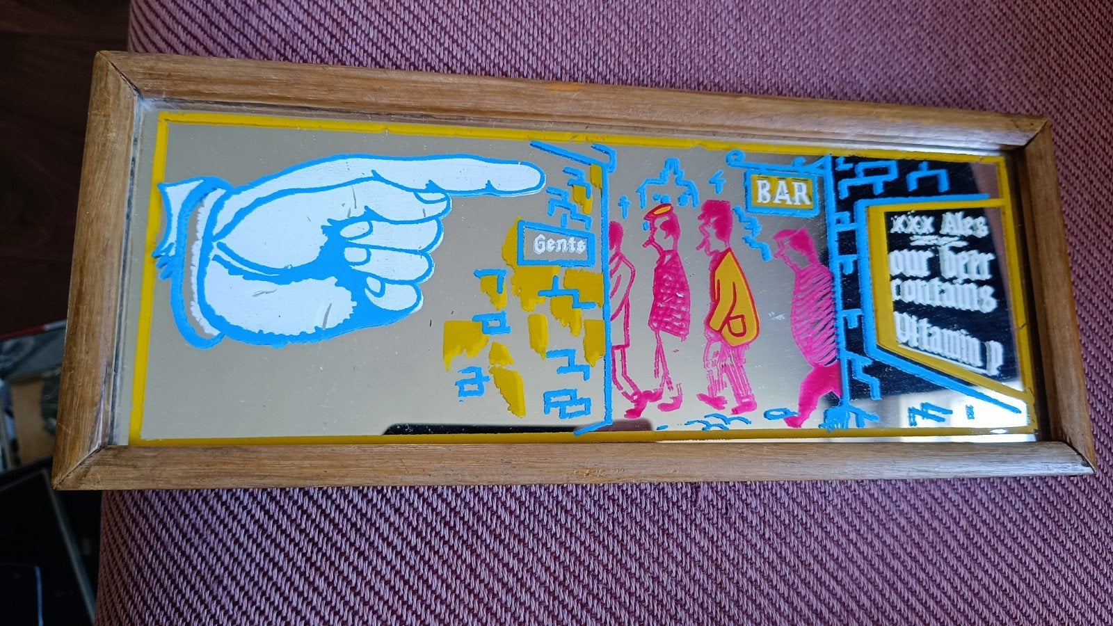 Vintage spiegel met 'Gents' en 'Bar' aanwijzing, Ophalen of Verzenden, Rechthoekig, Minder dan 50 cm, Minder dan 100 cm