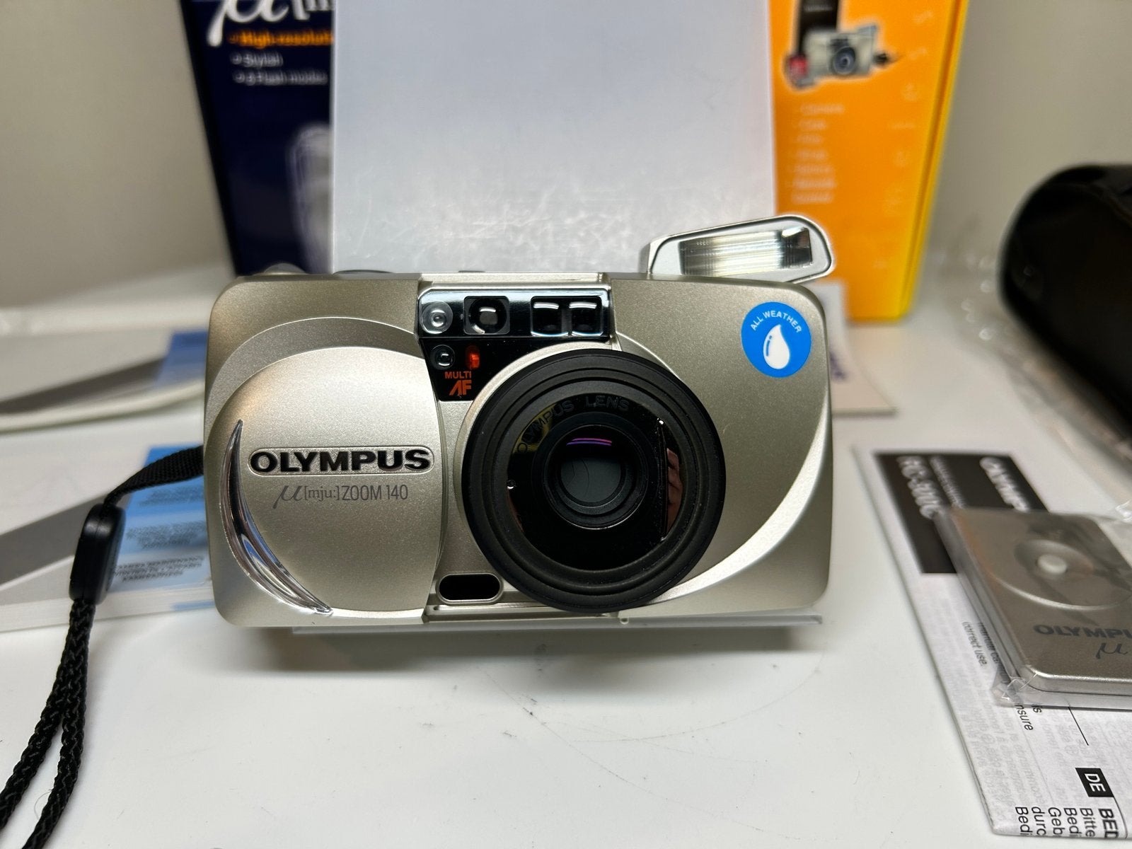 Olympus µ[mju:] ZOOM 140 All-Weather Compact Camera, Ophalen of Verzenden, Zo goed als nieuw, Compact, Olympus