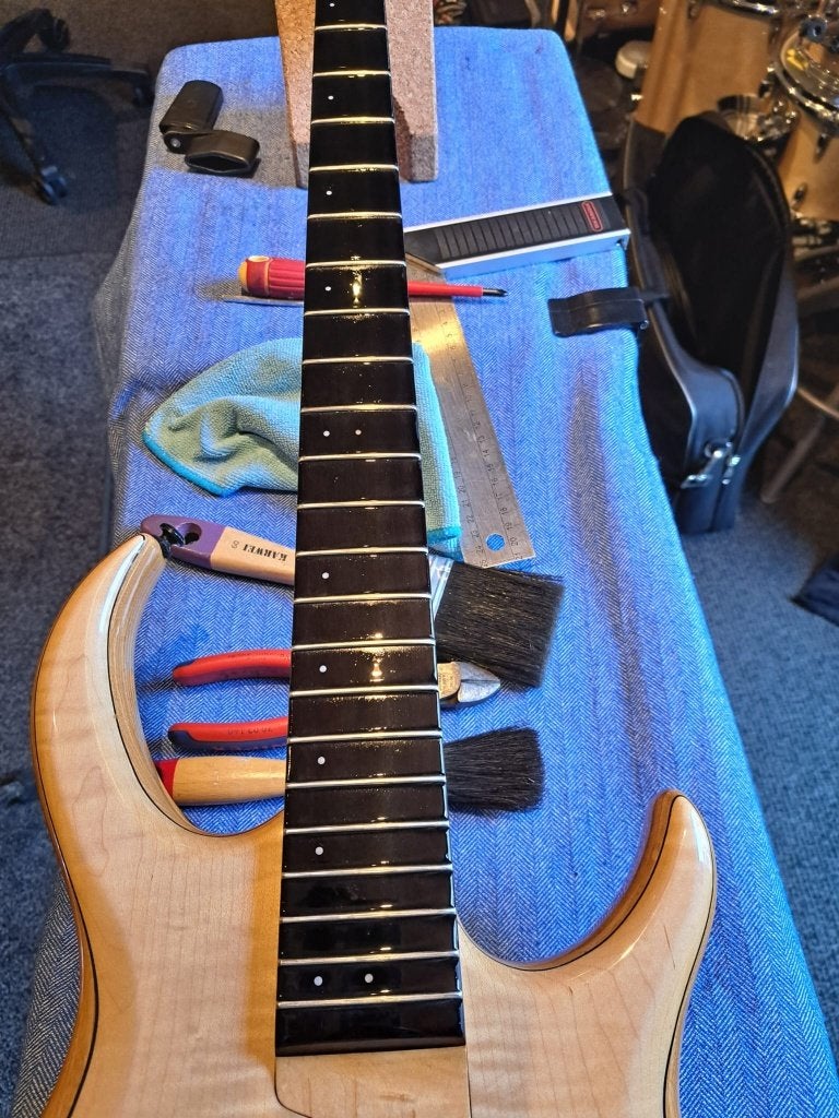 Sire Marcus Miller M7 2nd Gen Swamp Ash Natural, Ophalen, Gebruikt, Elektrisch