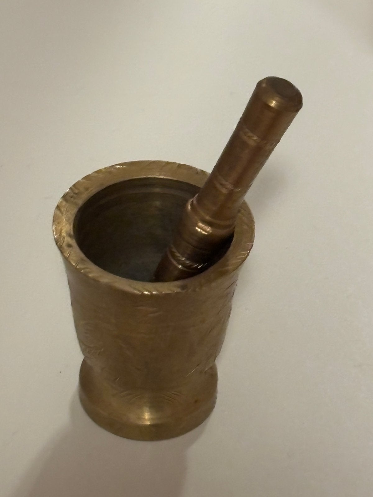 Mooie vintage messing vijzel met stamper, Antiek en Kunst, Ophalen of Verzenden