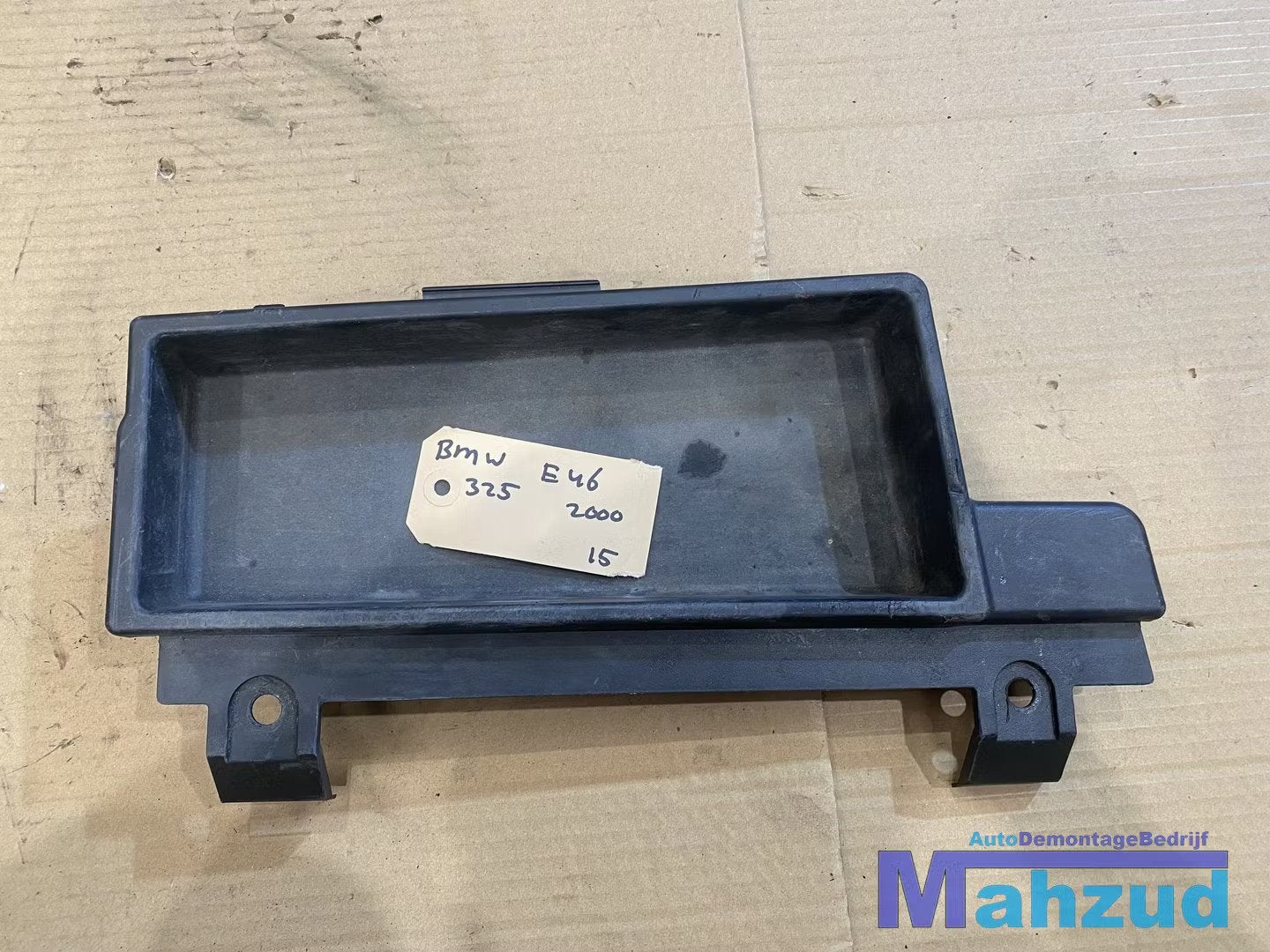 BMW 3 SERIE E46 CABRIO kofferbank bak opbergbak 8236275, Auto-onderdelen, Petuelring 130
80788  Munich, DE, Gebruikt, Info@bmw.de