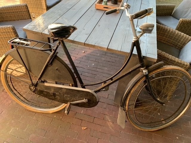 Historische Gazelle Omafiets uit 1938, Fietsen en Brommers, Fietsen | Dames | Omafietsen, Ophalen, Terugtraprem, Gebruikt, 56 cm of meer