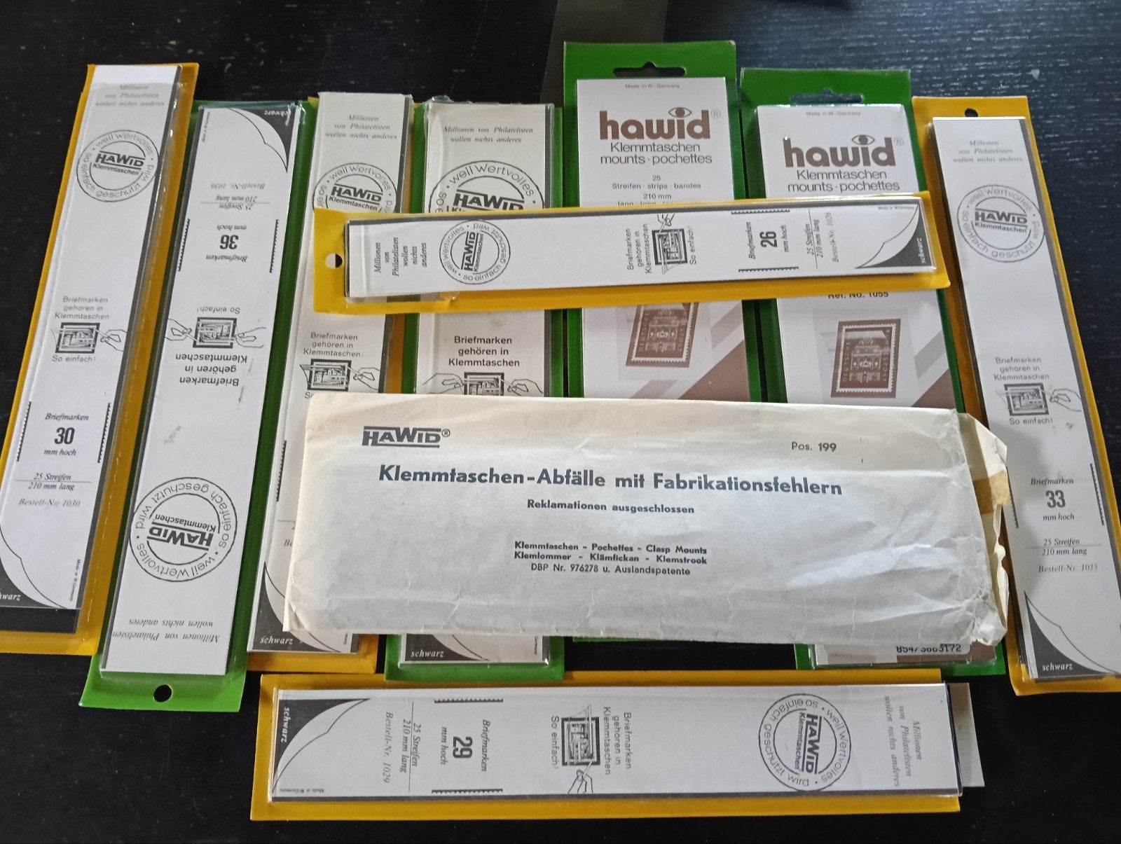 10 pakjes zwarte klem stroken, goed gevuld en 3 nieuwe, Ophalen of Verzenden, Verzamelalbum