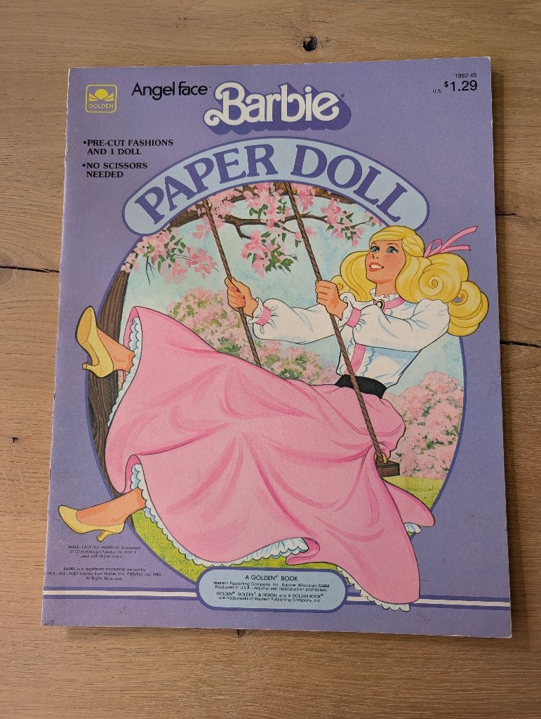 Barbie Paper Doll boekjes, Verzamelen, Poppen, Ophalen of Verzenden, Gebruikt, Overige typen