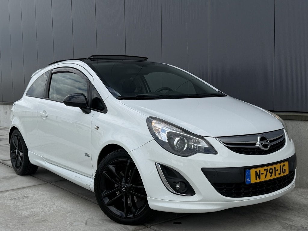 Opel Corsa 1.4 Turbo 120PK / OPC Edit / Pano / Trekhaak / St, Auto's, Euro 5, Stof, Gebruikt, Handgeschakeld
