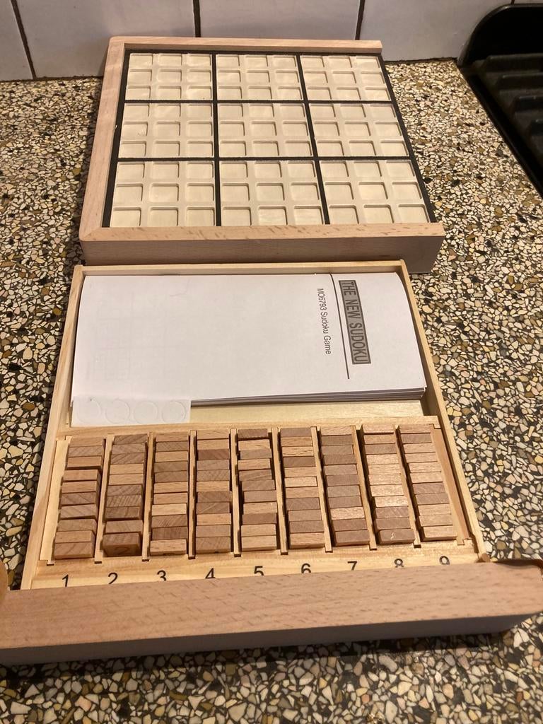 Sudoku puzzel hout, Ophalen of Verzenden, Minder dan 500 stukjes, Zo goed als nieuw