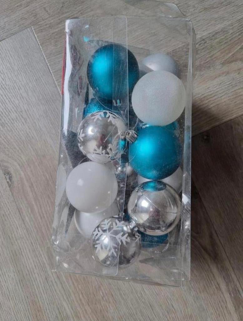 Blauwe en zilveren kerstballen, Diversen, Ophalen of Verzenden, Nieuw
