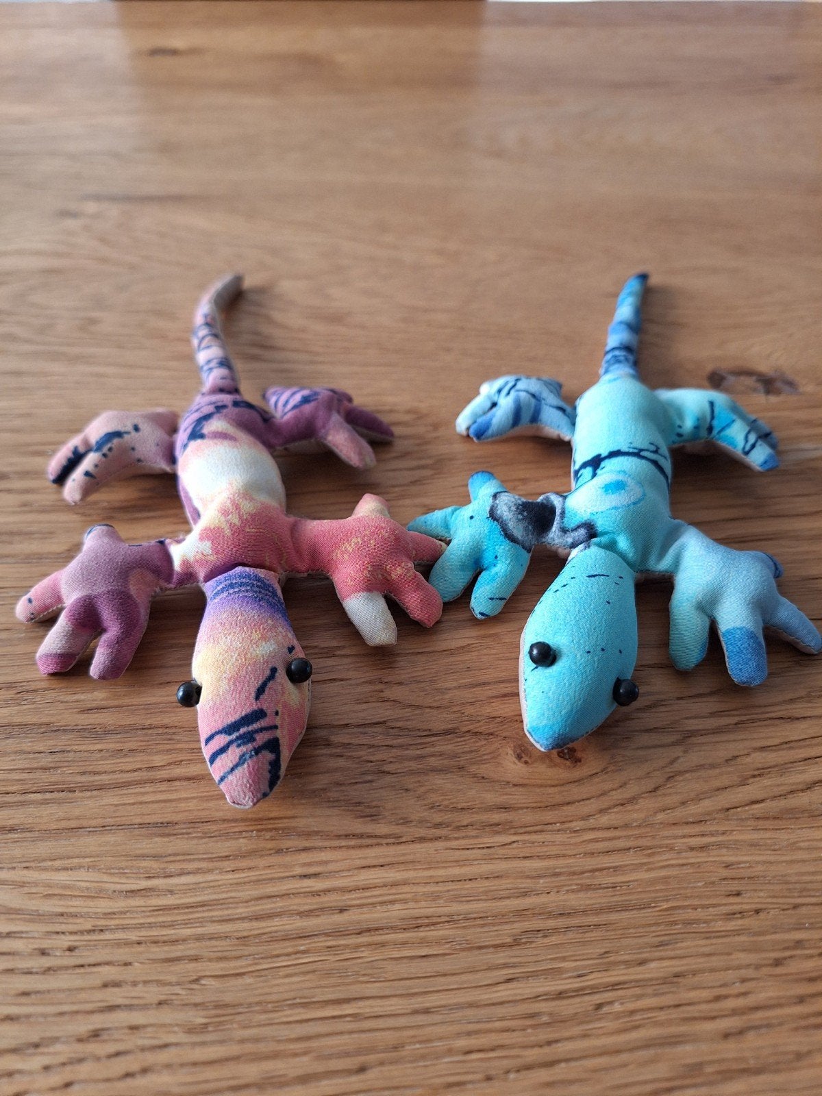 2x gekko hagedis zandgevuld stoffen verzwaringsknuffel, Overige merken, Overige karakters, Overige typen, Ophalen of Verzenden