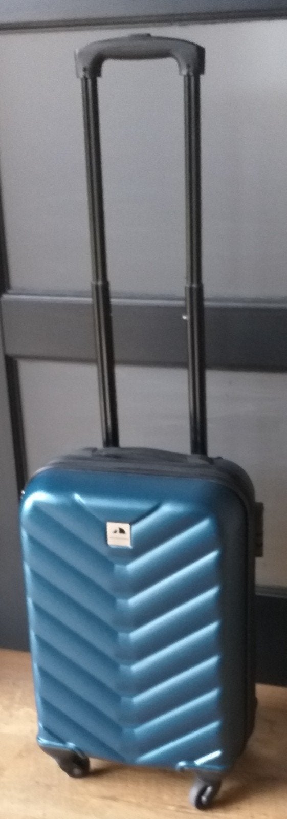 Spilbergen Handbagage Koffer - 50x30x20, Ophalen, Zo goed als nieuw, Uitschuifbare handgreep