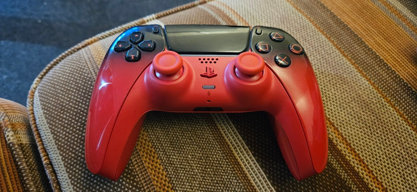 ps5 dual sense controller - techno red, Ophalen, Zo goed als nieuw, Controller