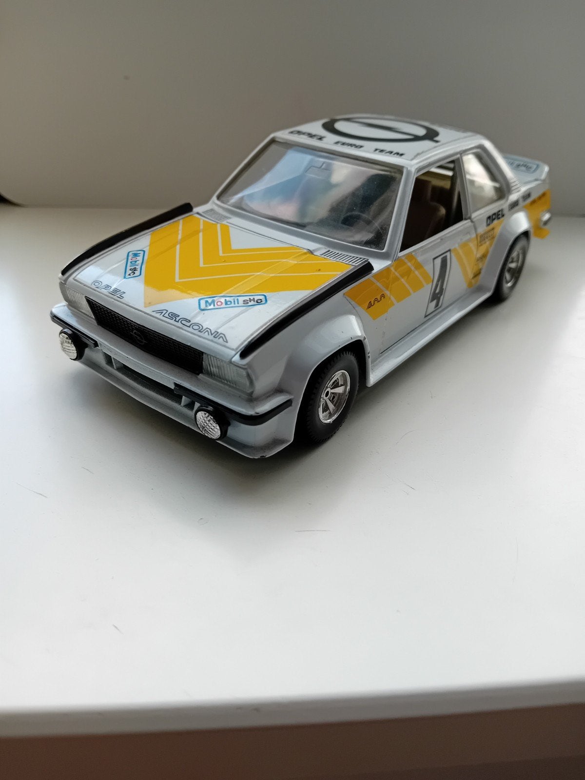 Opel Ascona 400 Rally., Ophalen of Verzenden, Zo goed als nieuw, Bburago