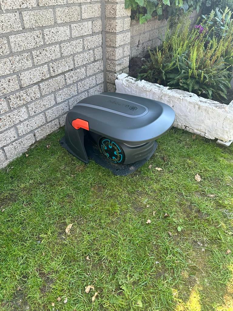 Gardena Garage voor Robotmaaier, Ophalen, Nieuw, 20 tot 25 cm