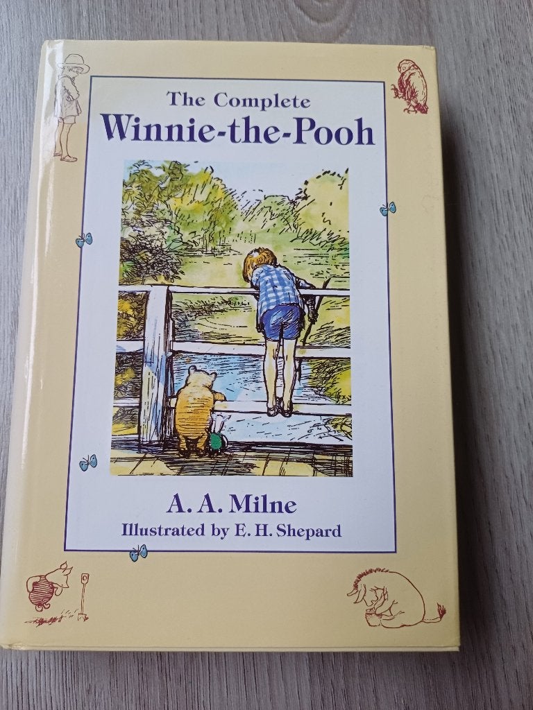 A.A, Milne - the complete Winnie the Pooh, A.A. Milne, Ophalen of Verzenden, Zo goed als nieuw, Fictie