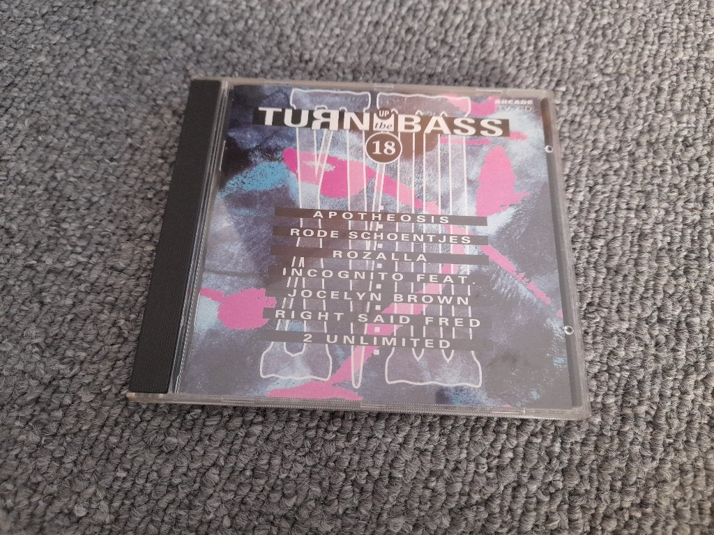 Turn Up The Bass 18 (cd), Cd's en Dvd's, Ophalen of Verzenden, Gebruikt, Dance Populair