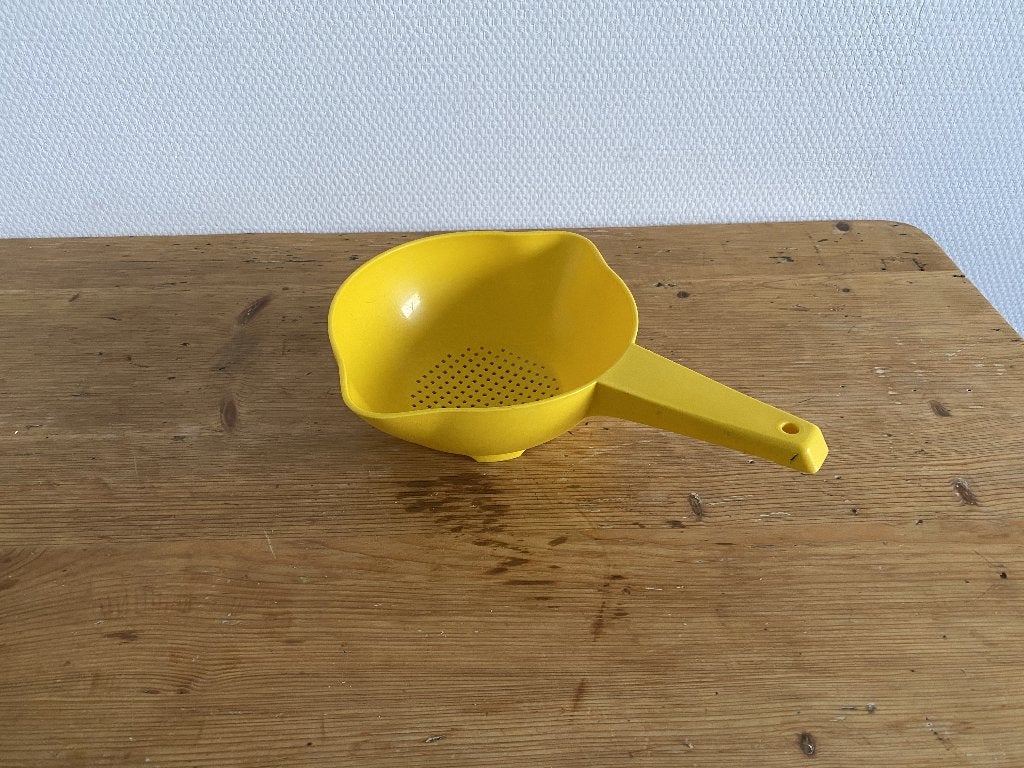 Tupperware Zeef/Vergiet ( geel ), Ophalen of Verzenden, Gebruikt, Geel, Overige typen