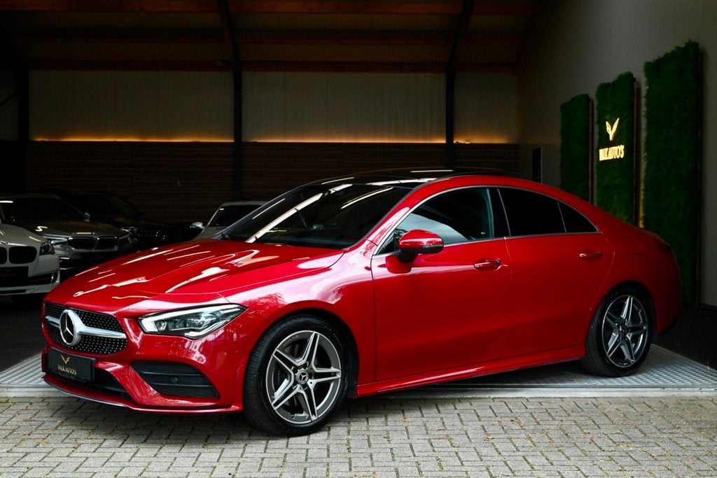 Mercedes-Benz CLA-klasse 200 4-Matic AMG Line - 360 Camera -, Automaat, CLA, Zwart, 4 cilinders