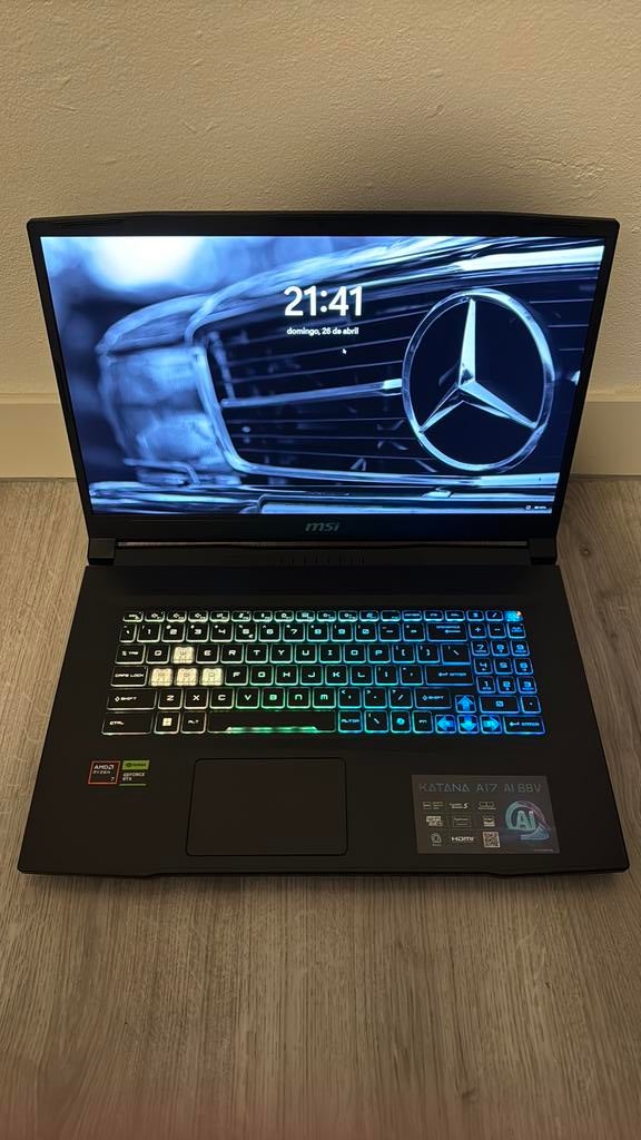 MSI Katana a17, Computers en Software, Windows Laptops, Zo goed als nieuw, 17 inch of meer, SSD, 4 Ghz of meer, 16 GB, Qwerty