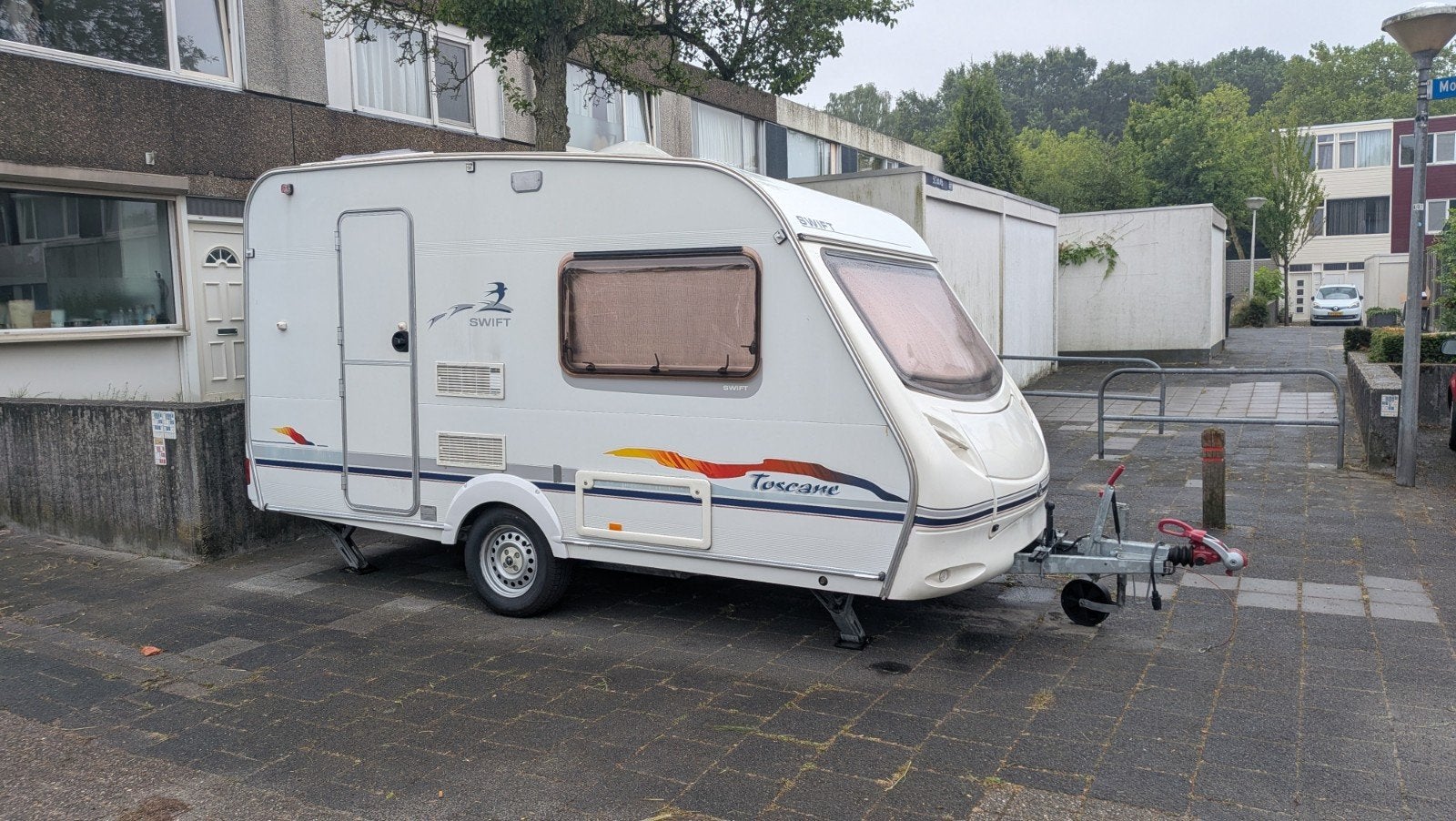 Swift Toscane 390 incl. Airco en grote Dorema Voortent, Caravans en Kamperen, Rondzit, 750 - 1000 kg, Particulier, 4 tot 5 meter