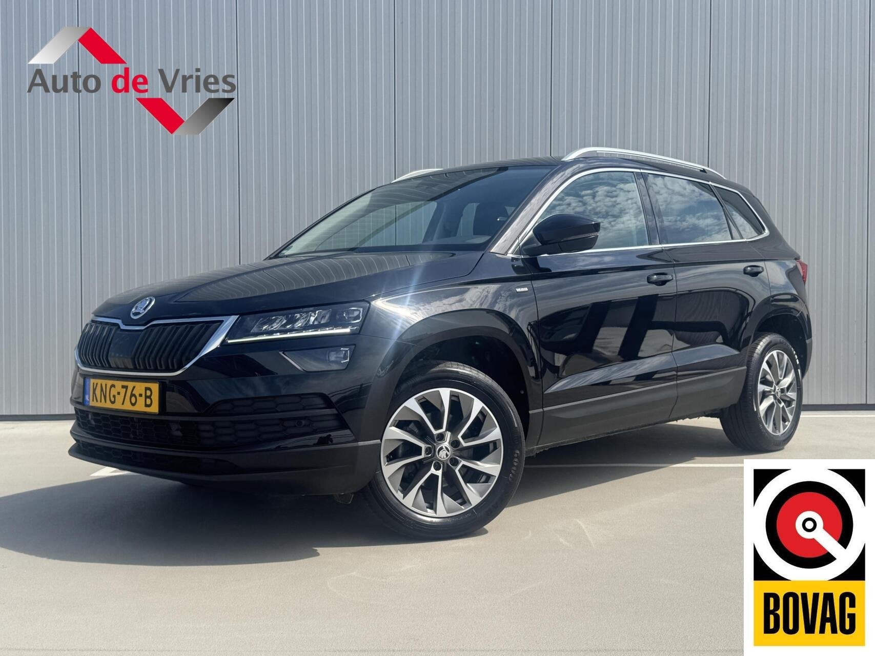 Skoda Karoq 1.5 TSI ACT Clever|Navi|LED|Adaptive Cruise, Auto's, Dealer onderhouden, Stof, Zwart, 4 cilinders