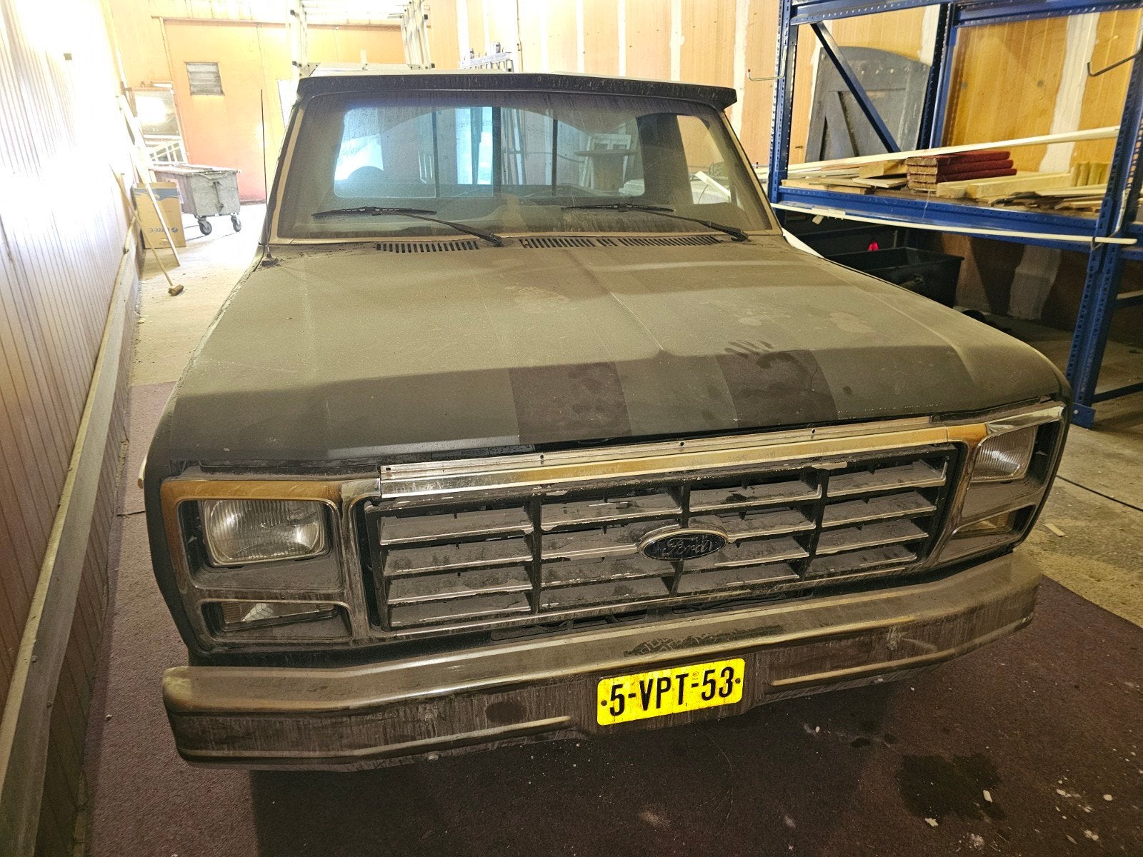 Ford 1983, Automaat, 1800 kg, 273 pk, Particulier